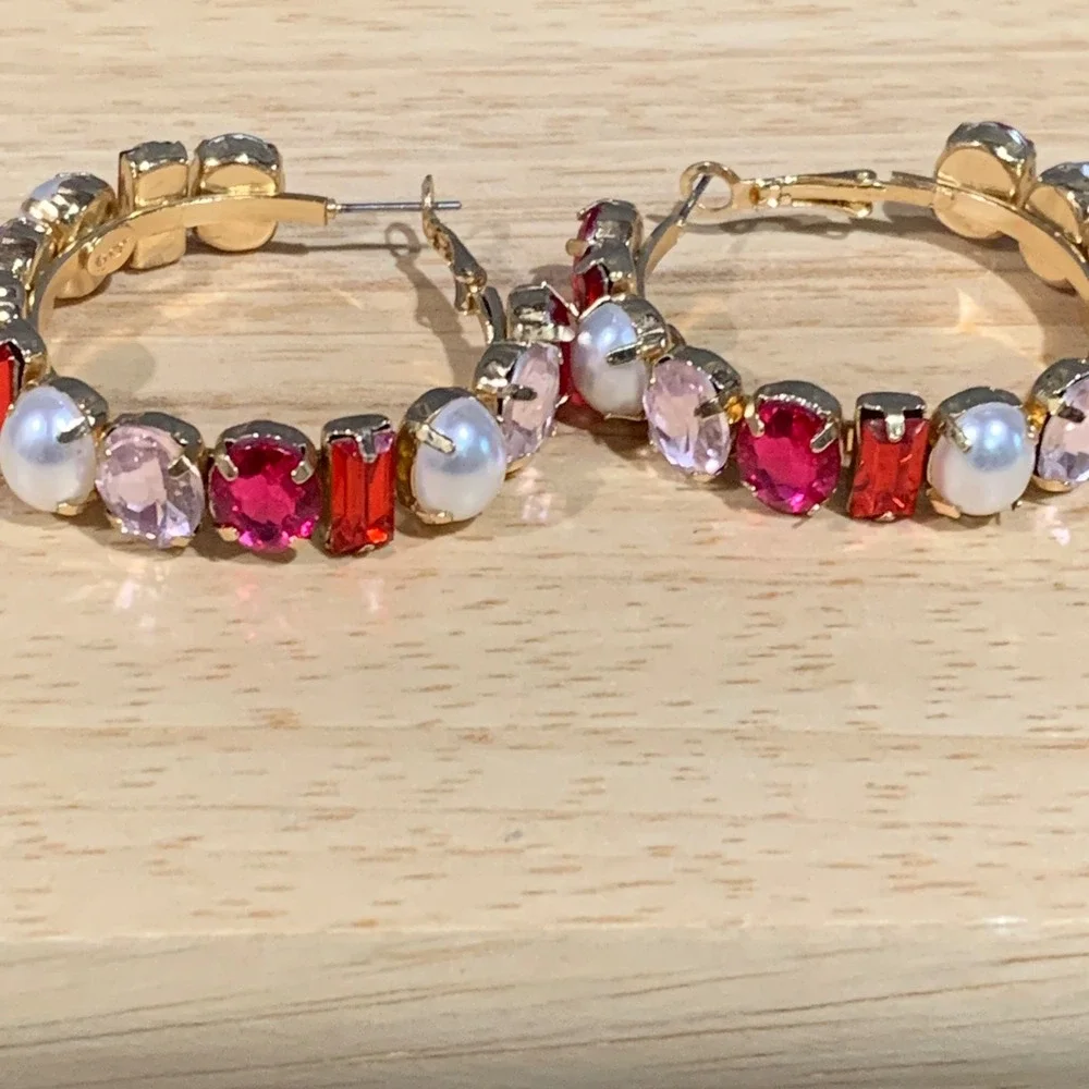 Pink Red Crystal Faux‎ Pearl Gold Tone Statement Hoop Earrings 1.5